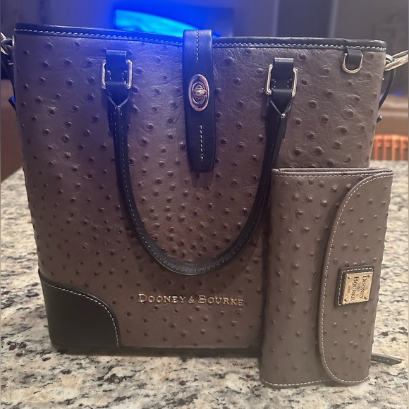 Dooney and Burke Ostrich Shoulder Bag & Matching Wallet - Picture 1 of 11